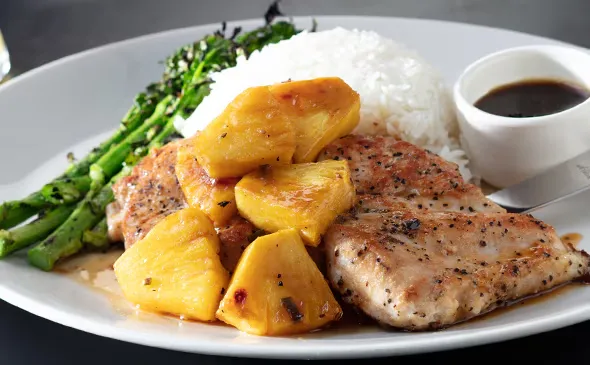 MAUI PINEAPPLE CHICKEN